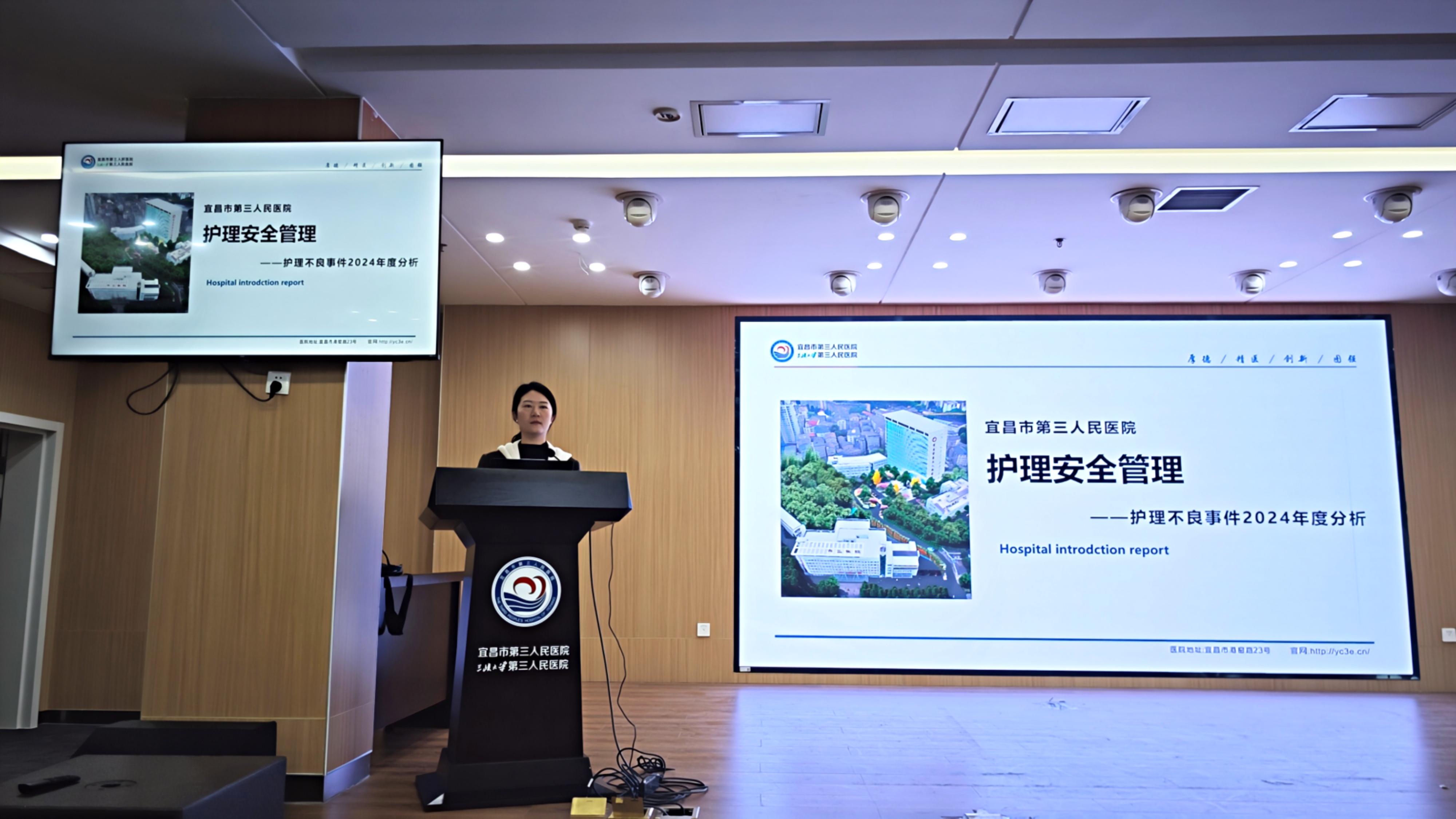 3.何怡宁.jpg